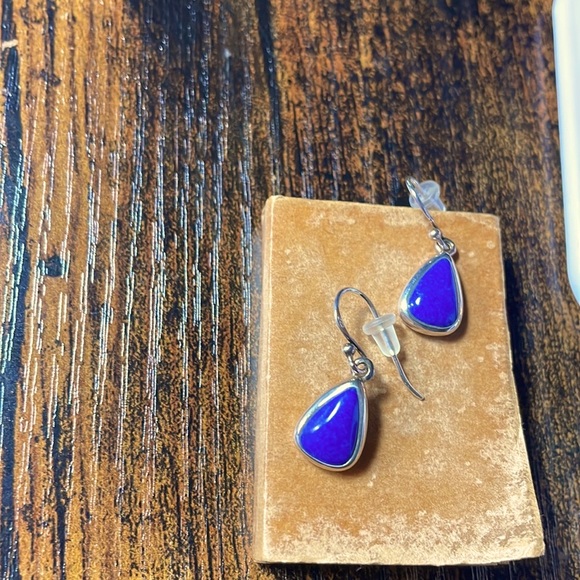 Lapis Lazuli set in Sterling Silver Teardrop Earrings - Picture 3 of 7